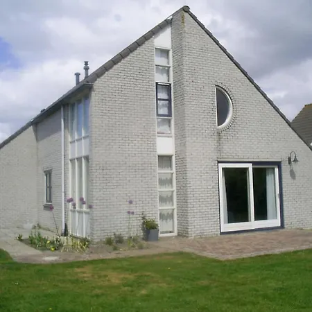 Spacious Near Apartment *